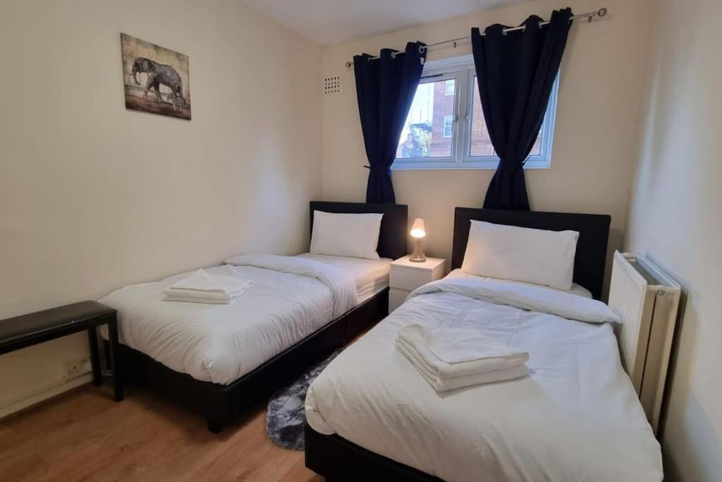 2 Bedroom Apartment In Kennington Лондон Екстериор снимка